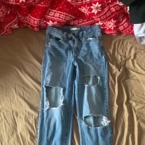 So jeans size 0/24w high rise mom jeans